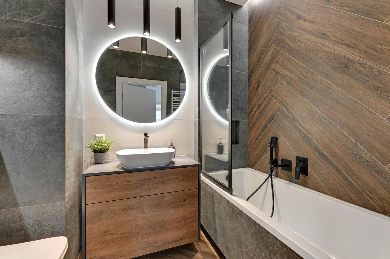 Bastion Walowa City Center & Parking By Downtown Apartments Γκντανσκ Εξωτερικό φωτογραφία